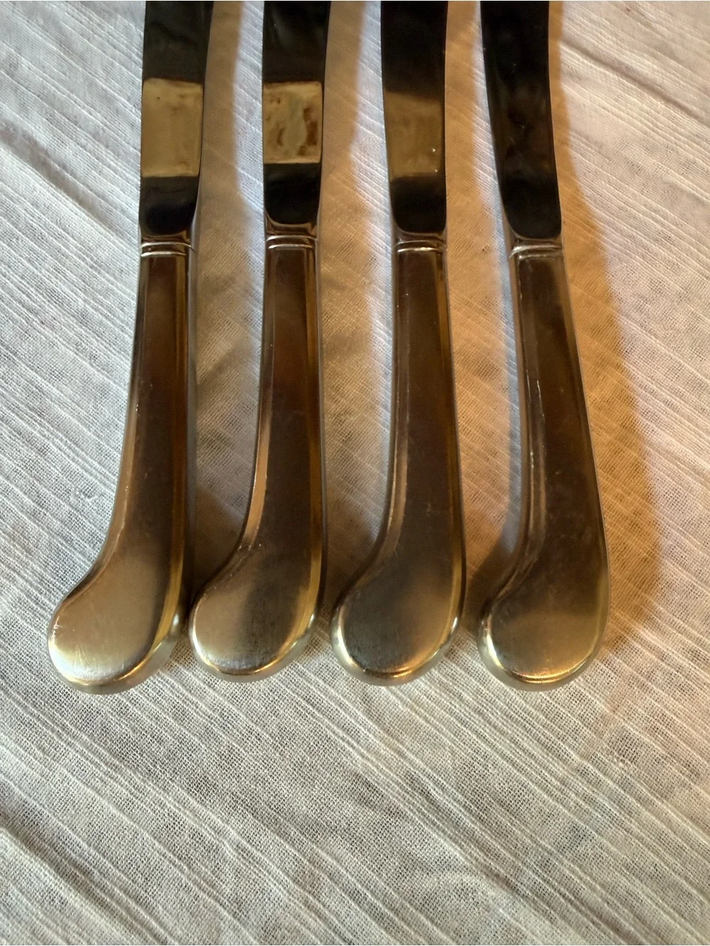 Set of 4 Oneida Paul Revere Pistol Grip Butter Dinner Knives 9”